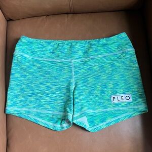 Flow workout shorts